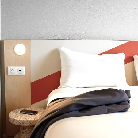 Отель Ibis Budget Bordeaux Sud 2*