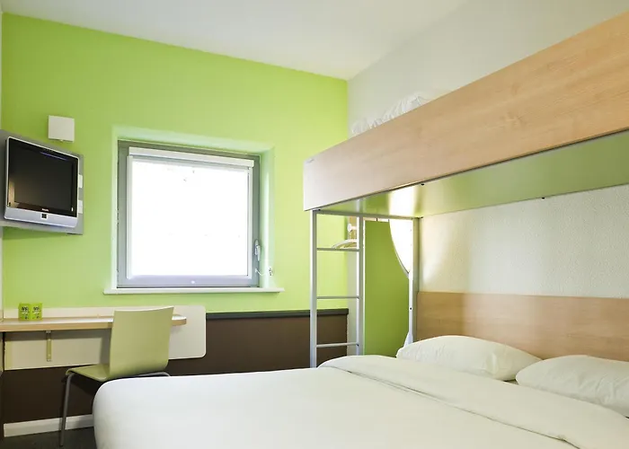Ibis Budget Bordeaux Sud Hotel 2*